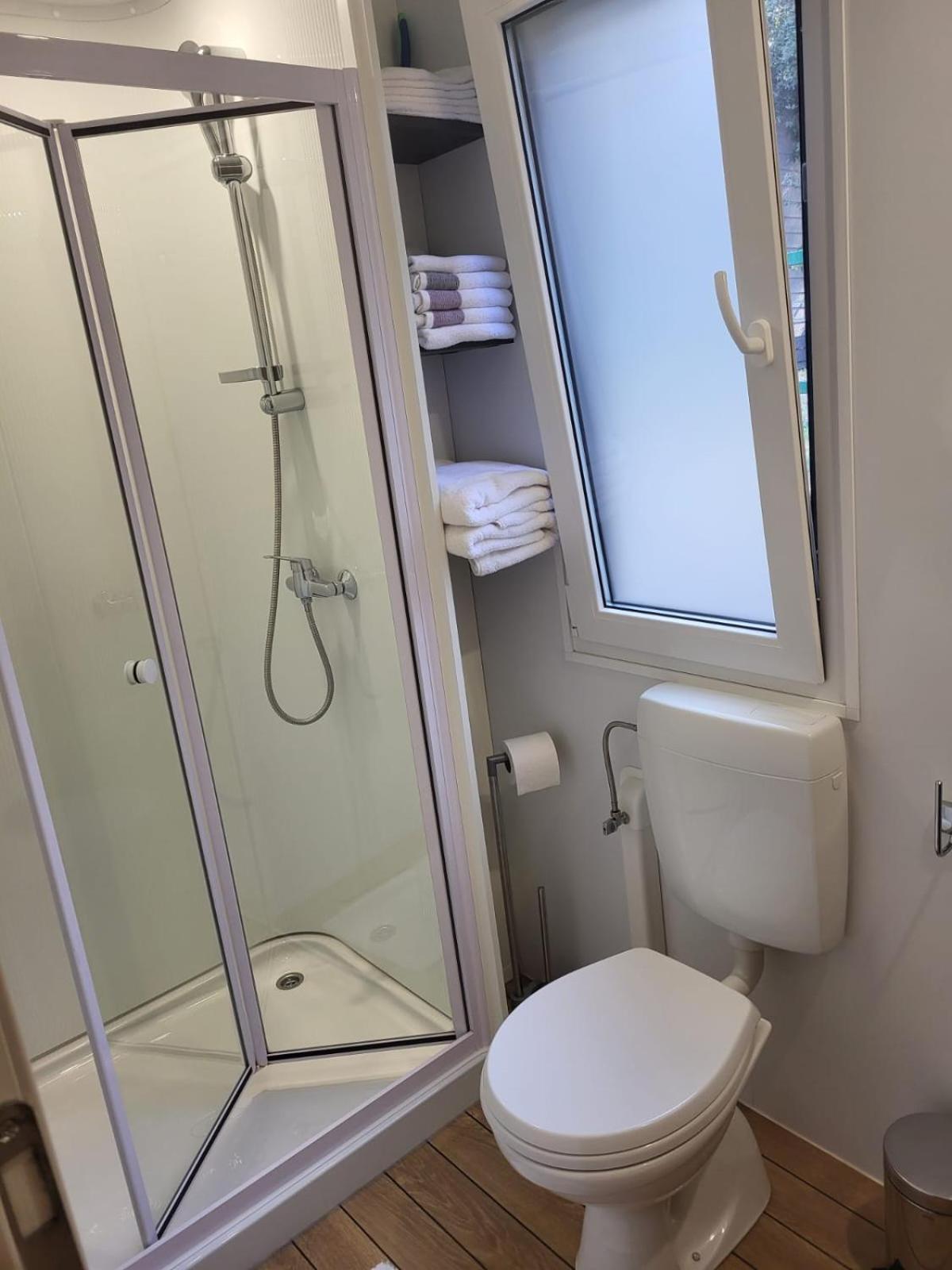 Mobile Itana Nr 127 Rovinj